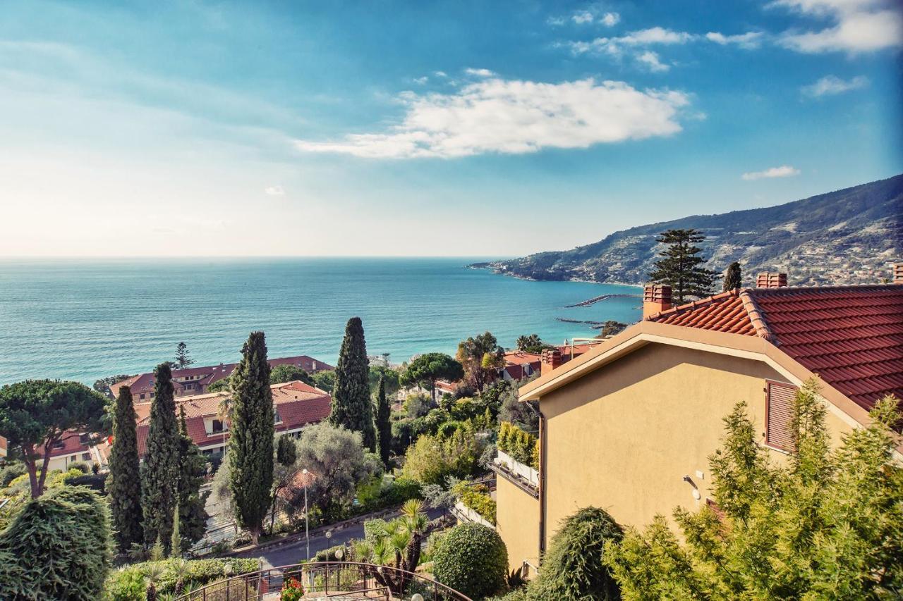 Una Terrazza Sul Golfo Di Ospedaletti By Wonderful Italy Apartment Exterior photo